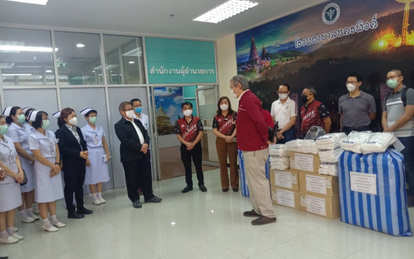 (27-04-63) โครงการช้างเหล็กกระทืบโควิด-19 เฟส 1)ให้รพ.นครพิงค์ จ.เชียงใหม่