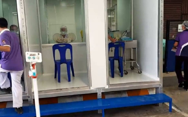 (21-05-63) มอบห้องตรวจปลอดเชื้อและห้องตรวจปลอดเชื้อเคลื่อนที่