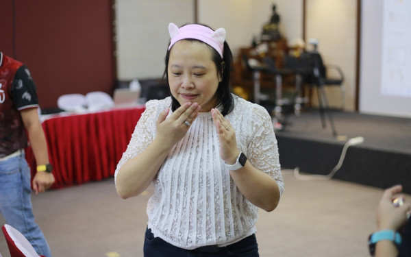 19.07.63 ภาพกิจกรรม Workshop เรียนการแต่งหน้าเพื่อส่งเสริมบุคลิกภาพและโหงวเฮง ครั้งที่ 2