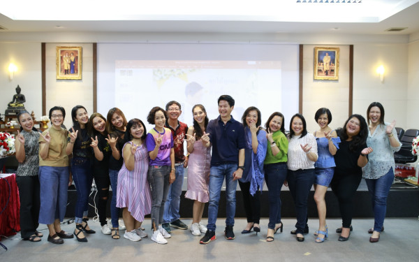 19.07.63 ภาพกิจกรรม Workshop เรียนการแต่งหน้าเพื่อส่งเสริมบุคลิกภาพและโหงวเฮง ครั้งที่ 2