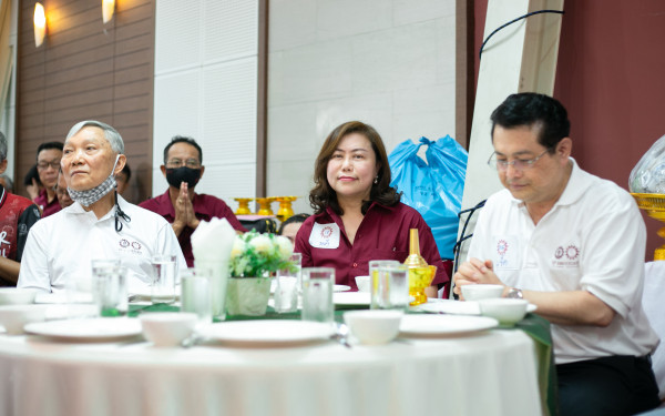 09.09.63 งานพิธีทำบุญสมาคมฯ และพิธีแสดงมุทิตาจิตต่อนักศึกษาเก่ารุ่น 9