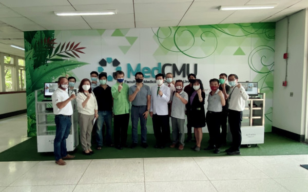 19.05.64 มอบหุ่นยนต์ไอยราให้ รพ.มหาราชนครเชียงใหม่