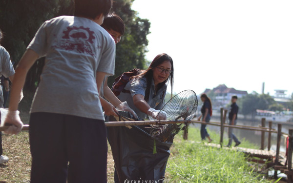 23-11-61 วิศวฯบำเพ็ญ : เก็บกระทง ณ ริมน้ำปิง