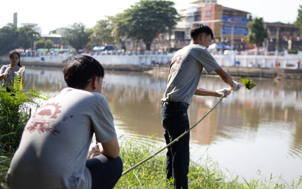 23-11-61 วิศวฯบำเพ็ญ : เก็บกระทง ณ ริมน้ำปิง
