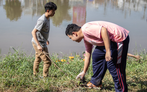 23-11-61 วิศวฯบำเพ็ญ : เก็บกระทง ณ ริมน้ำปิง